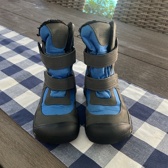 Boys keen snow boots size 2 waterproof - Picture 2 of 7